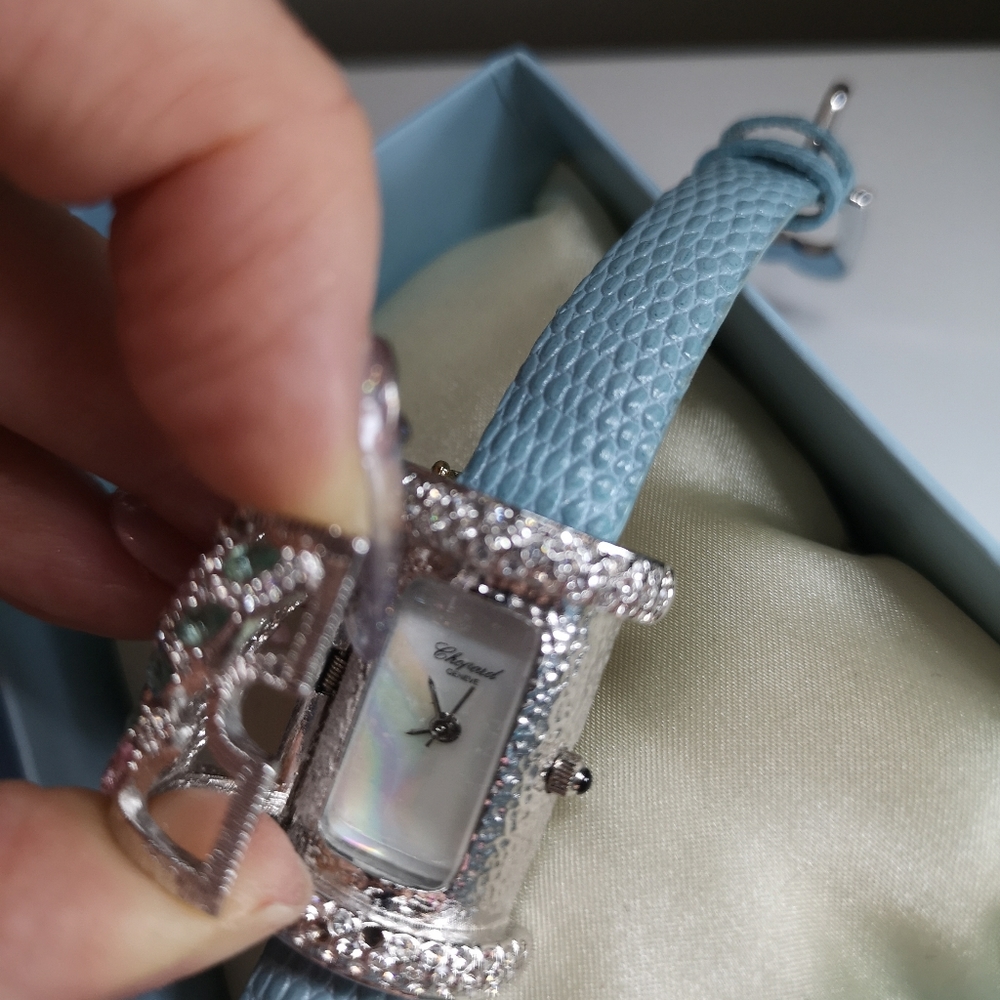 Butterfly Rhinestone Watch - Picture 3 of 6